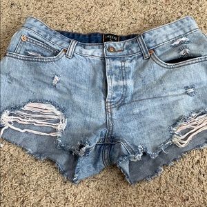 Super cute blue jean shorts